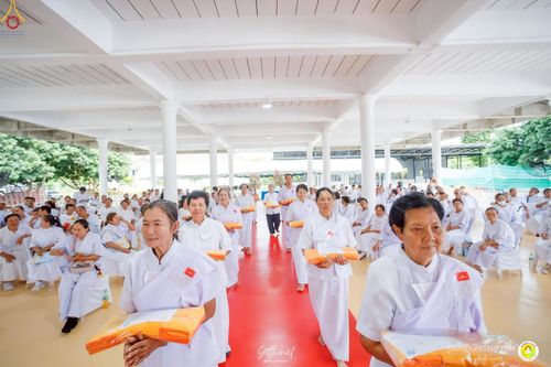 ภาพ No.248459:วันที่ 26-28 กันยายน พ.ศ. 2568 โครงการอบรมอุบาสกแก้ว อุบาสิกาแก้ว รุ่นที่ 3 ผู้แทนทอดกฐินสามัคคีทั่วไทย 30,000 วัด บูชาธรรม 81 ปี หลวงพ่อธัมมชโย ณ ศูนย์ปฏิบัติธรรมสวนผึ้ง จ.ราชบุรี