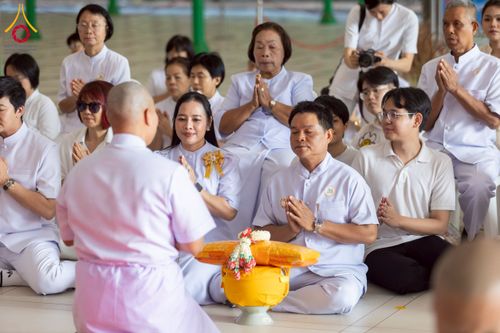 ภาพ No.244706:วันเสาร์ที่ 6 กันยายน พ.ศ. 2568 พิธีขอขมา-รับผ้าไตรของนาคธรรมทายาท โครงการอุปสมบทหมู่บูชาธรรมครบรอบ 108 ปี  วันครูผู้ค้นพบวิชชาธรรมกาย ณ โบสถ์พระไตรปิฎก วัดพระธรรมกาย