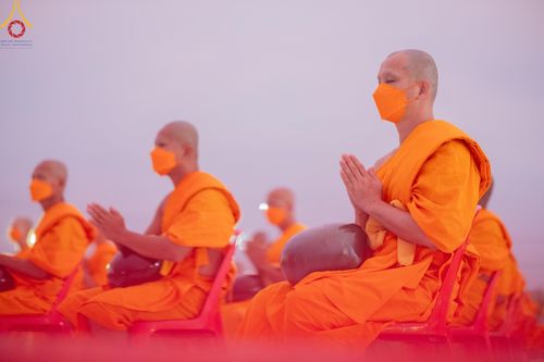 ภาพ No.118485:พิธีตักบาตรพระธรรมยาตรา ปีที่ 12 ณ อนุสรณ์สถานลำดับที่ 5 สถานที่เผยแผ่วิชชาธรรมกายครั้งแรก อนุสรณ์สถานบางปลา จ.นครปฐม วันที่ 25 มกราคม พ.ศ. 2567