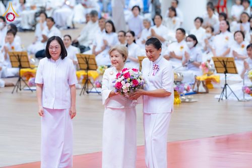 ภาพ No.310562:วันอาทิตย์ที่ 22 กุมภาพันธ์ พ.ศ. 2569 พิธีมุทิตาสักการะในโอกาสอายุวัฒนะมงคล 80 ปี พระพรหมวชิรปัญญาจารย์ (ทองดี สุรเตโช ป.ธ.9) ณ ห้องแก้วสารพัดนึก 2 วัดพระธรรมกาย จ.ปทุมธานี