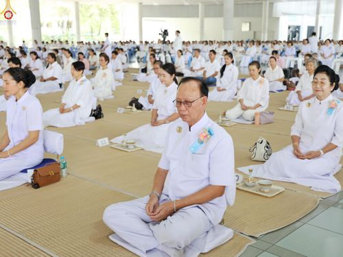 ภาพ No.317605:วันพฤหัสบดีที่ 2 เมษายน พ.ศ.2569 พิธีบุพเปตพลี ครั้งที่ 180 ณ หอฉันคุณยายอาจารย์ฯ วัดพระธรรมกาย