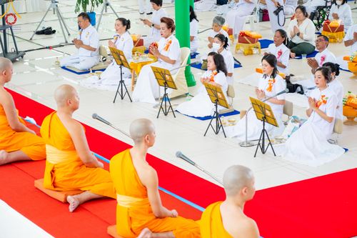 ภาพ No.137752:พิธีอุปสมบทสามเณรอุทิศชีวิต 11 รูป วันวิสาขบูชา พุธที่ 22 พฤษภาคม พ.ศ.2567 ณ อุโบสถ วัดพระธรรมกาย