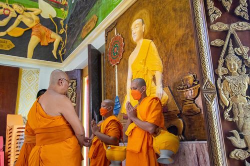 ภาพ No.65905:พิธีอุปสมบทวัดแค อ.พระสมุทรเจดีย์ จ.สมุทรปราการ รับบุญจัดงานโดยสำนักพัฒนาเยาวชนโลก ในโครงการอุปสมบทบูชาธรรม มหาปูชนียาจารย์ประจำปี 2565 เมื่อวันที่ 7 ธันวาคม พ.ศ. 2565