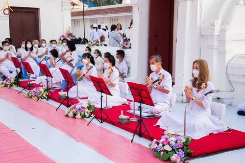 ภาพ No.73646:พิธีตักบาตรพระธรรมยาตราฯ ในโครงการธรรมยาตรากตัญญูบูชา มหาปูชนียาจารย์ พระมงคลเทพมุนี(สด จนฺทสโร) พระผู้ปราบมาร ปีที่ 11 ณ อนุสรณ์สถานลำดับที่ 4 สถานที่เกิดด้วยกายธรรม วัดโบสถ์ (บน) บางคูเวียง อ.บางกรวย จ.นนทบุรี วันที่ 22 มกราคม พ.ศ. 2566