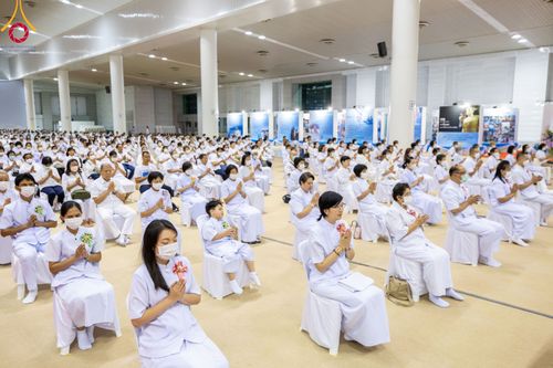 ภาพ No.90875:พิธีบำเพ็ญกุศลสวดพระอภิธรรม  อุบาสกถาวร พรหมถาวร (อุบาสกผู้ปั้นพระ) คืนที่ 5 วันพุธที่ 18 ตุลาคม พ.ศ. 2566 ณ ห้องแก้วสารพัดนึก 1 สภาธรรมกายสากล วัดพระธรรมกาย จ.ปทุมธานี