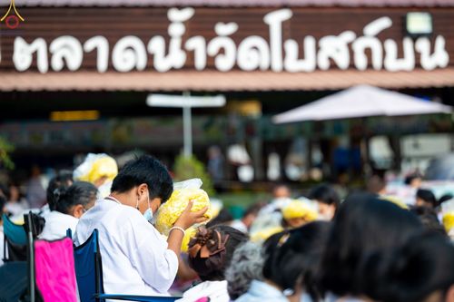 ภาพ No.72412:พิธีต้อนรับพระธรรมยาตรา ในโครงการธรรมยาตรากตัญญูบูชา มหาปูชนียาจารย์ พระมงคลเทพมุนี(สด จนฺทสโร) พระผู้ปราบมาร อนุสรณ์สถาน 7 แห่ง ปีที่ 11 วันที่ 18 มกราคม พ.ศ. 2566 ณ อนุสรณ์สถานลำดับที่ 4 สถานที่เกิดด้วยกายธรรม วัดโบสถ์ (บน) บางคูเวียง อ.บางกรวย จ.นนทบุ
