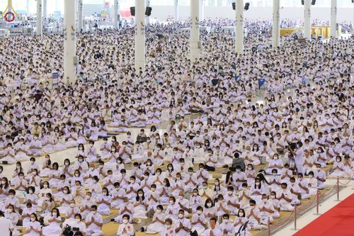 ภาพ No.68804:พิธีบูชาข้าวพระต้อนรับปีใหม่ วันที่ 1 มกราคม พ.ศ. 2566 ณ วัดพระธรรมกาย จ.ปทุมธานี