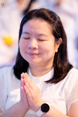 ภาพ No.280403:วันที่ 31 ธันวาคม พ.ศ.2568 -วันที่ 1 มกราคม พ.ศ.2569 พิธีฉลองชัยสวดมนต์บทธัมมจักกับปปวัตนสูตร ครบ 8,000,000,000 จบ , พิธีสวดมนต์ข้ามปี ณ วัดพระธรรมกาย