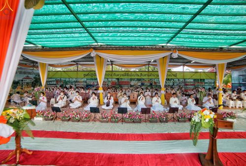 ภาพ No.68536:พิธีเจริญพระพุทธมนต์และตักบาตรพระ ๑,๐๐๐ รูป บำเพ็ญกุศลเพื่อถวายพระพรชัยแด่ สมเด็จพระเจ้าลูกเธอเจ้าฟ้าพัชรกิติยาภา นเรนทิราเทพยวดี กรมหลวงราชสาริณีสิริพัชร มหาวัชรราชธิดา และ ฉลองเมืองลำปาง ๑,๓๔๒ ปี วันศุกร์ที่ ๓๐ ธันวาคม พ.ศ.๒๕๖๕ ณ ศูนย์ปฏิบัติธรรมลำปาง 