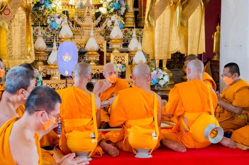 ภาพ No.65825:พิธีอุปสมบทวัดโปรดเกศเชษฐาราม อ.พระประแดง จ.สมุทรปราการ รับบุญจัดงานโดยสำนักพัฒนาเยาวชนโลก ในโครงการอุปสมบทบูชาธรรม มหาปูชนียาจารย์ประจำปี 2565 เมื่อวันที่ 7 ธันวาคม พ.ศ. 2565