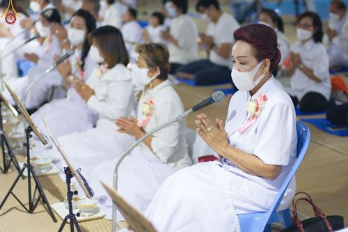 ภาพ No.69895:พิธีถวายภัตตาหารเป็นสังฆทาน แด่คณะพระธรรมยาตราฯ ในโครงการธรรมยาตราฯ ปีที่ 11 ณ อนุสรณ์สถานมหาวิหารพระมงคลเทพมุนี อ.สองพี่น้อง จ.สุพรรณบุรี วันที่ 9 มกราคม พ.ศ. 2566