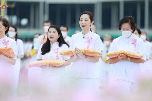 ภาพ No.87752:พิธีบรรพชาอุปสมบท ในโครงการอุปสมบทหมู่บูชาธรรม วันครูผู้ค้นพบวิชชาธรรมกาย ณ วัดพระธรรมกาย ในวันเสาร์ที่ 16 กันยายน พ.ศ.2566