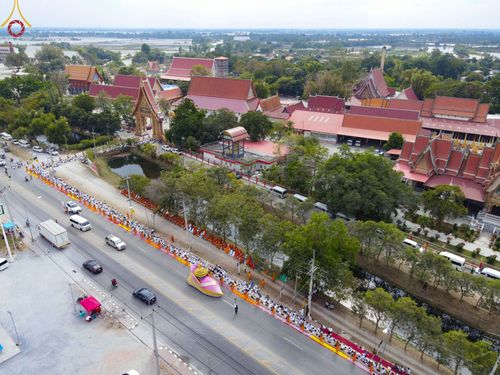 ภาพ No.68875:พิธีต้อนรับพระธรรมยาตรา ในโครงการธรรมยาตรากตัญญูบูชา มหาปูชนียาจารย์ พระมงคลเทพมุนี(สด จนฺทสโร) พระผู้ปราบมาร อนุสรณ์สถาน 7 แห่ง ปีที่ 11 วันที่ 3 มกราคม พ.ศ. 2566 ณ อนุสรณ์สถานมหาวิหารพระมงคลเทพมุนี จ.สุพรรณบุรี