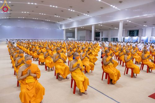 ภาพ No.91060:พิธีบำเพ็ญกุศลสวดพระอภิธรรม  อุบาสกถาวร พรหมถาวร (อุบาสกผู้ปั้นพระ) คืนสุดท้าย วันศุกร์ที่ 20 ตุลาคม พ.ศ. 2566 ณ ห้องแก้วสารพัดนึก 1 สภาธรรมกายสากล วัดพระธรรมกาย จ.ปทุมธานี