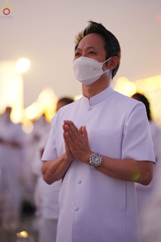 ภาพ No.75376:พิธีจุดประทีปถวายเป็นพุทธบูชา และบูชาธรรมมหาปูชนียาจารย์ ในโครงการธรรมยาตรากตัญญูบูชา มหาปูชนียาจารย์ พระมงคลเทพมุนี(สด จนฺทสโร) พระผู้ปราบมาร ปีที่ 11 ณ อนุสรณ์สถานลำดับที่ 7 สถานที่ขยายวิชชาธรรมกาย วัดพระธรรมกาย จ.ปทุมธานี วันที่ 31 มกราคม พ.ศ. 2566