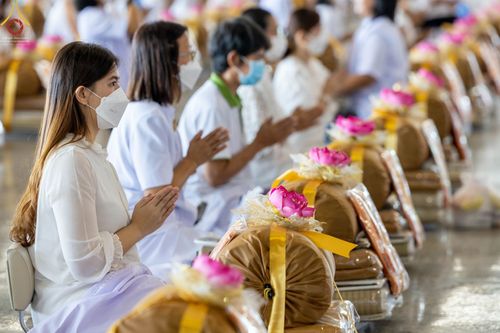 ภาพ No.66410:พิธีถวายอุปกรณ์เครื่องกันหนาว แด่คณะพระภิกษุ สามเณร วัดพระธรรมกาย วันเสาร์ที่ 10 ธันวาคม พ.ศ. 2565 ณ สภาธรรมกายสากล วัดพระธรรมกาย จ.ปทุมธานี