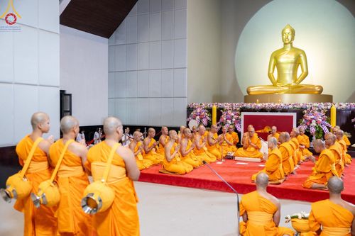 ภาพ No.136403:พิธีอุปสมบทสามเณรเตรียมสถาบันธรรมชัย รุ่นที่ 21 ณ โบสถ์พระไตรปิฏก วัดพระธรรมกาย วันเสาร์ที่ 4 พฤษภาคม พ.ศ.2567