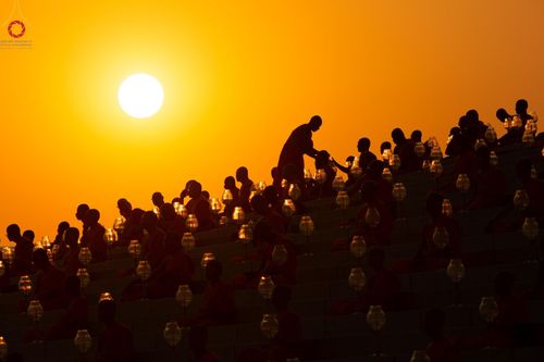 ภาพ No.125492:V.27 มาฆะ สาธุ  การรับบุญเตรียมงาน ปฎิบัติงาน เก็บงาน ของเจ้าหน้าที่หน่วยงานต่างๆ เพื่อวันมาฆบูชา วันเสาร์ที่ 24 กุมภาพันธ์  พ.ศ. 2567 ณ วัดพระธรรมกาย จ.ปทุมธานี