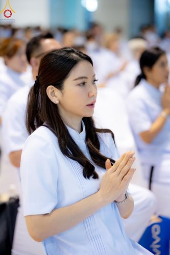 ภาพ No.167620:พิธีตักบาตรและพิธีบูชาข้าวพระ ในวันอาทิตย์ที่ 3 พฤศจิกายน พ.ศ. 2567 ณ วัดพระธรรมกาย