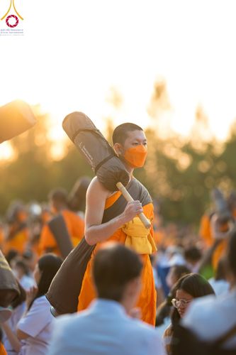 ภาพ No.107989:พิธีต้อนรับพระธรรมยาตรา ในโครงการธรรมยาตรากตัญญูบูชา มหาปูชนียาจารย์ พระมงคลเทพมุนี(สด จนฺทสโร) พระผู้ปราบมาร อนุสรณ์สถาน 7 แห่ง ปีที่ 12 วันที่ 7 มกราคม พ.ศ. 2567 ณ อนุสรณ์สถานคลองบางนางแท่น  อ.สามพราน จ.นครปฐม
