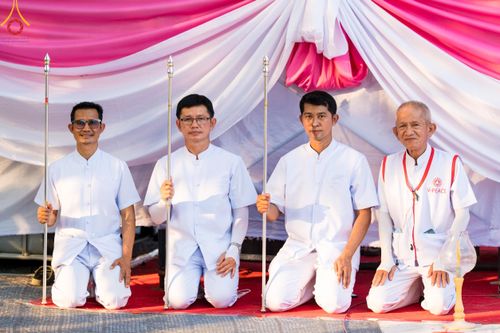 ภาพ No.110120:V.8 พลังทีม การเตรียมงาน เก็บงาน การรับบุญของเจ้าหน้าที่หน่วยงานต่างๆ เพื่อโครงการธรรมยาตรา กตัญญูบูชามหาปูชนียาจารย์ พระมงคลเทพมุนี (สด จนฺทสโร) พระผู้ปราบมาร อนุสรณ์สถาน 7 แห่ง ปีที่ 12 ระหว่างวันที่ 2 - 31 มกราคม พ.ศ.2567