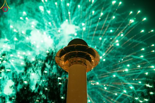 ภาพ No.107245:พิธีจุดประทีปถวายเป็นพุทธบูชา และบูชาธรรมมหาปูชนียาจารย์ ในโครงการธรรมยาตรากตัญญูบูชา มหาปูชนียาจารย์ พระมงคลเทพมุนี(สด จนฺทสโร) พระผู้ปราบมาร  อนุสรณ์สถาน 7 แห่ง ปีที่ 12  วันที่ 6 มกราคม พ.ศ. 2567 ณ อนุสรณ์สถานมหาวิหารพระมงคลเทพมุนี อ.สองพี่น้อง จ.สุพร