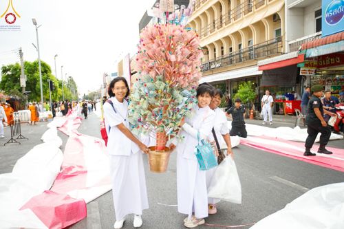 ภาพ No.126899:V.30 เต็มที่ เพื่อโคราช การเตรียมงาน ปฏิบัติงาน และเก็บงาน ของเจ้าหน้าที่หน่วยงานต่างๆ ทุกภาคส่วน เพื่อพิธีทำบุญเมืองนครราชสีมา ฉลอง 556 ปี ตักบาตรพระ 10,000 รูป ในวันเสาร์ที่ 2 มีนาคม พ.ศ.2567 ณ อนุสาวรีย์ท้าวสุรนารี จ.นครราชสีมา จัดโดย คณะสงฆ์จังหวัดนค