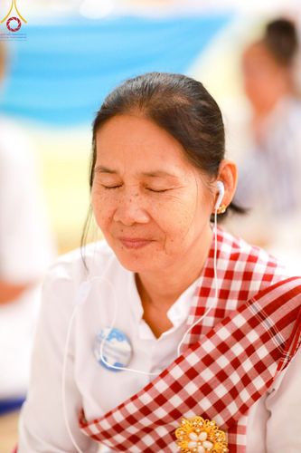 ภาพ No.60445:การต้อนรับพระสังฆาธิการ 10,000 กว่าวัดทั่วประเทศ พิธีมอบปัจจัยช่วยเหลือครู 4 จังหวัดชายแดนภาคใต้ พิธีปฏิบัติธรรม ในวันคุ้มครองโลก วันจันทร์ที่ 22 เมษายน พ.ศ.2567 ณ วัดพระธรรมกาย จ.ปทุมธานี