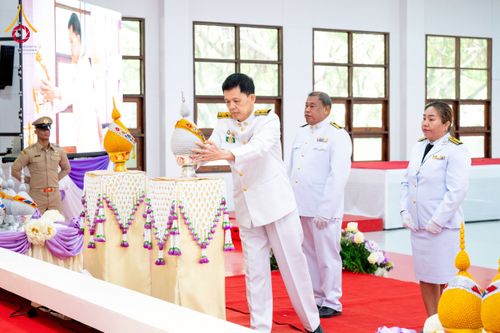 ภาพ No.227211:วันอังคารที่ 3 มิถุนายน พ.ศ. 2568 นายอำเภอคลองหลวง นำพสกนิกรรวมใจภักดิ์ สมเด็จพระนางเจ้าฯ พระบรมราชินี เนื่องในโอกาสวันเฉลิมพระชนมพรรษา ณ อาคารปลูกศรัทธา 2 วัดพระธรรมกาย อ.คลองหลวง จ.ปทุมธานี