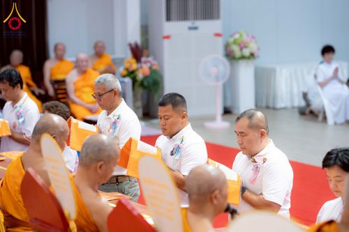 ภาพ No.238885:วันเสาร์ที่ 16 สิงหาคม พ.ศ. 2568 งานบุญประจำปี ครั้งที่ 20 พิธีทักษิณานุปทานแด่บรรพชน ตระกูลผ่องสวัสดิ์และหมู่ญาติที่ล่วงลับไปแล้ว ณ พระมหาเจดีย์ทัตตชีโว ศูนย์อบรมเยาวชนกาญจนบุรี