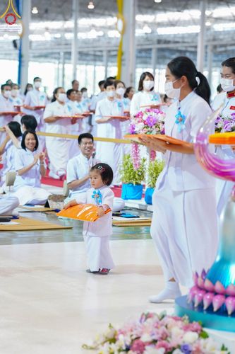 ภาพ No.99852:พิธีทอดผ้าป่า ต้นสมบัติจักรพรรดิ ในวันอาทิตย์ที่ 3 ธันวาคม พ.ศ. 2566 ณ สภาธรรมกายสากล วัดพระธรรมกาย จ.ปทุมธานี