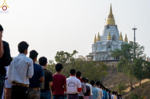 ภาพ No.127659:Photo Story ปฐมบรรพชาชาวพุทธมาร์มา Episode 2/5 วันที่ 6-7 กุมภาพันธ์ พ.ศ. 2567  โครงการบรรพชาครั้งประวัติศาสตร์ แห่งเทือกเขาจิตตะกอง  ครั้งแรกของชาวพุทธมาร์มา บังกลาเทศ บูชาธรรม 80 ปีหลวงพ่อธัมมชโย ณ วัดธัมจักร อรัญกุฏิ เมืองรัมการ์ คาร์กาชารี บังกลาเทศ