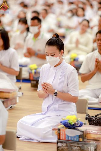 ภาพ No.145298:พิธีถวายผ้าอาบน้ำฝนและประทีปโคมไฟ ณ สภาธรรมกายสากล วัดพระธรรมกาย วันเสาร์ที่ 20 กรกฎาคม พ.ศ. 2567