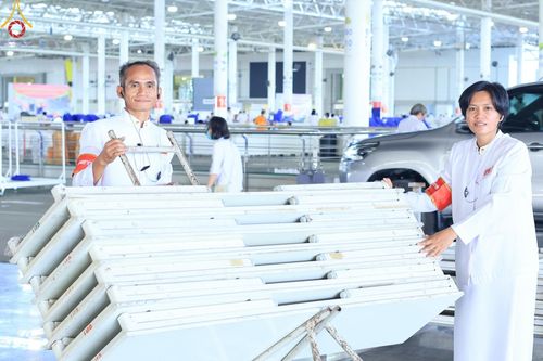 ภาพ No.134637:V.35 เพื่อบุญต้นเดือน การรับบุญของเจ้าหน้าที่หน่วยงานต่างๆ เพื่องานบุญวันอาทิตย์ต้นเดือน ณ วัดพระธรรมกาย วันที่ 7 เมษายน พ.ศ. 2567