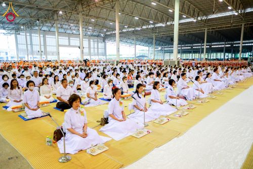 ภาพ No.121627:พิธีถวายภัตตาหารเป็นสังฆทาน แด่คณะพระธรรมยาตรา ปีที่ 12 วันที่ 31 มกราคม พ.ศ. 2567 ณ สภาธรรมกายสากล วัดพระธรรมกาย