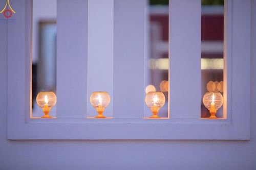 ภาพ No.197210:พิธีจุดประทีปถวายเป็นพุทธบูชา และบูชาธรรมมหาปูชนียาจารย์ ณ วัดโบสถ์(บน) ตำบลบางคูเวียง อำเภอบางกรวย จังหวัดนนทบุรี ในโครงการธรรมยาตรา กตัญญูบูชา มหาปูชนียาจารย์ พระมงคลเทพมุนี(สด จนฺทสโร) พระผู้ปราบมาร อนุสรณ์สถาน 7 แห่ง ปีที่ 13 วันที่ 18 มกราคม พ.ศ. 25