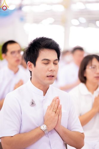 ภาพ No.159222:พิธีบูชาข้าวพระ ในวันอาทิตย์ต้นเดือน วันที่ 6 ตุลาคม พ.ศ. 2567 ณ สภาธรรมกายสากล วัดพระธรรมกาย