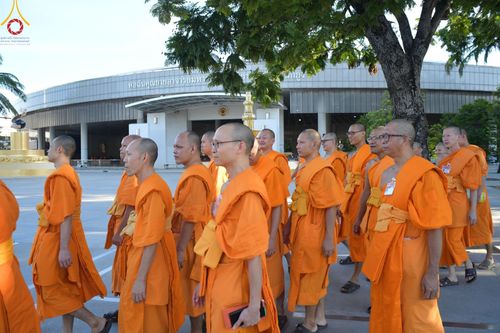 ภาพ No.147812:พิธีถวายภัตตาหารเมนูสวรรค์ ในพรรษาแห่งการเข้าถึงธรรม วันเสาร์ที่ 10 สิงหาคม พ.ศ. 2567 ณ หอฉันคุณยายอาจารย์ฯ วัดพระธรรมกาย