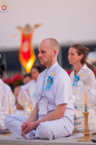 ภาพ No.124819:พิธีเวียนประทักษิณและจุดมาฆประทีป ในวันมาฆบูชา เสาร์ที่ 24 กุมภาพันธ์ พ.ศ. 2567 ณ พระมหาธรรมกายเจดีย์ วัดพระธรรมกาย