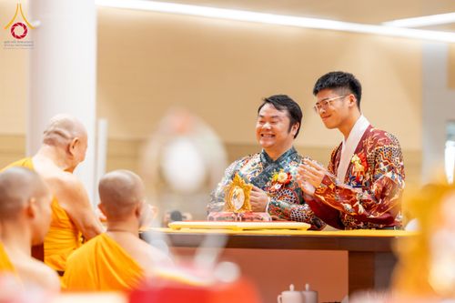 ภาพ No.207595:พิธีมอบโล่พระราชทาน สมเด็จพระกนิษฐาธิราชเจ้า กรมสมเด็จพระรัตนราชสุดาฯ สยามบรมราชกุมารี และโล่เกียรติยศโครงการตอบปัญหาธรรมะ "ทางก้าวหน้า" ครั้งที่ 42 พิธีมอบโล่วัชรเกียรติยศ โครงการตอบปัญหาศีลธรรมเพื่อสันติภาพโลก (WORLD-PEC) ครั้งที่ 18 วันที่ 12 ก.พ. 2568