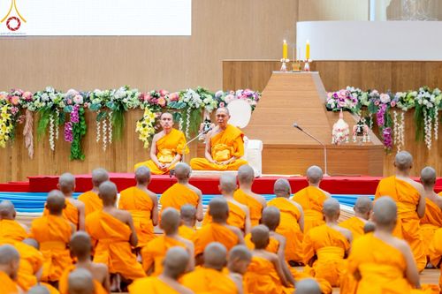 ภาพ No.215834:วันเสาร์ที่ 5 เมษายน พ.ศ. 2568 พิธีขอบรรพชา พิธีขอสรณคมน์และศีล  พิธีขอนิสสัย พิธีถวายบาตร ในโครงการบรรพชาสามเณรฟื้นฟูพระพุทธศาสนาทั่วไทย , โครงการหน่อแก้วเปรียญธรรม รุ่นที่ 13 ,  โครงการสามเณรยุวธรรมทายาท รุ่นที่ 33 , โครงการสามเณรมัชฌิมธรรมทายาท รุ่นที