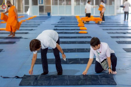 ภาพ No.219002:วันที่ 18-20 เมษายน พ.ศ. 2568 การเตรียมงานในลานธรรม , วิหารคด เพื่องานวันคุ้มครองโลก 22 เมษายน พศ. 2568