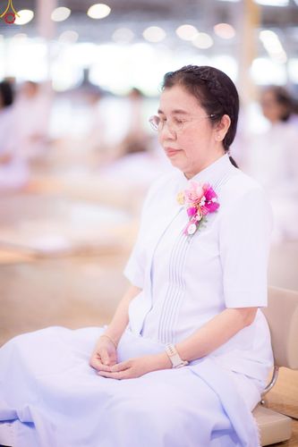 ภาพ No.234020:วันอาทิตย์ที่ 20 กรกฎาคม พ.ศ.2568 พิธีจุดเทียนใจ ไฟนิรันด์ อนันตชัย วัดพระธรรมกาย