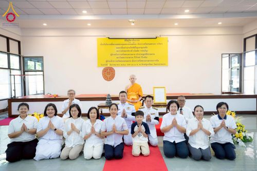 ภาพ No.276751:วันเสาร์ที่ 6 ธันวาคม พ.ศ. 2568 พิธีมุทิตาสักการะ เนื่องในโอกาสที่พระเดชพระคุณพระพรหมดิลก เจ้าอาวาสวัดสามพระยา วรวิหาร เมตตาเป็นประธานในพิธีตั้งฐานานุกรมใน พระราชวิเทศวชิรเวที (บัณฑิต วรปญฺโญ) ผู้ช่วยเจ้าอาวาสวัดพระธรรมกาย (ไวโรจน์ วิโรจโน) ผู้ช่วยเจ้าอา