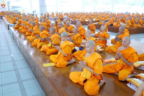 ภาพ No.240140:วันเสาร์ที่ 23 สิงหาคม พ.ศ. 2568 (วันพระ แรม 14 ค่ำ เดือน 9) พิธีบุพเปตพลี ครั้งที่ 169 ร่วมอุทิศบุญแด่หมู่ญาติที่ล่วงลับไปแล้ว และสืบทอดอายุพระพุทธศาสนา ณ หอฉันคุณยายอาจารย์ฯ วัดพระธรรมกาย