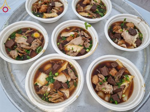 ภาพ No.109242:พิธีถวายภัตตาหารเป็นสังฆทาน แด่คณะพระธรรมยาตราฯ วันที่ 10 มกราคม พ.ศ. 2567 ณ อนุสรณ์สถานคลองบางนางแท่น อ.สามพราน จ.นครปฐม