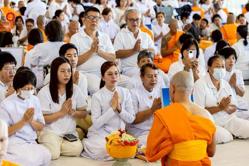 ภาพ No.277791:วันเสาร์ที่ 6 ธันวาคม พ.ศ. 2568 พิธีบรรพชาอุปสมบทและพิธีถวายบาตร โครงการอุปสมบทบูชาธรรมมหาปูชนียาจารย์ ประจำปี พ.ศ.2568 โครงการบวชพระนานาชาติ AEC และ WAB รุ่น CEO (นักบริหาร) รุ่นที่ 5 ณ มหาธรรมกายเจดีย์ วัดพระธรรมกาย