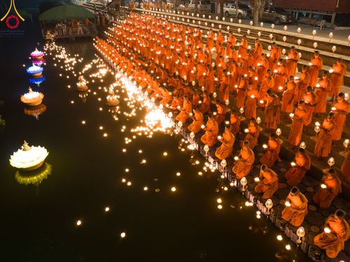 ภาพ No.112234:พิธีจุดประทีปถวายเป็นพุทธบูชา และบูชาธรรมมหาปูชนียาจารย์ พระมงคลเทพมุนี(สด จนฺทสโร) ในโครงการธรรมยาตรา กตัญญูบูชา มหาปูชนียาจารย์ พระมงคลเทพมุนี(สด จนฺทสโร) พระผู้ปราบมาร อนุสรณ์สถาน 7 แห่ง ปีที่ 12 วันที่ 14 มกราคม พ.ศ. 2567 ณ วัดสองพี่น้อง อ.สองพี่น้อง
