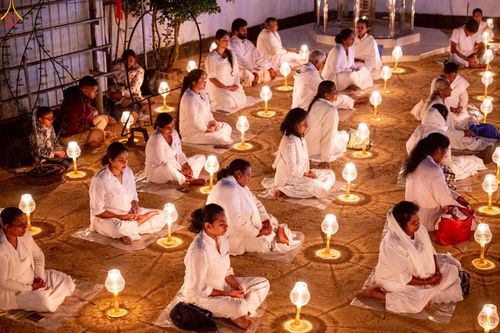 ภาพ No.230019:วันที่ 4 และ 12 พฤษภาคม พ.ศ. 2568 พิธีจุดวิสาขประทีป ถวายเป็นพุทธบูชา ณ วัดสุภัทรารามา มหาวิหาร เมืองบาดุลลา ประเทศศรีลังกา