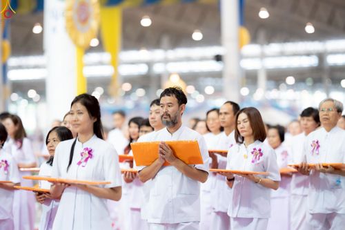 ภาพ No.240757:วันพุธที่ 27 สิงหาคม พ.ศ. 2568 พิธีทอดผ้าป่าเพื่อสร้างอาคาร  82 ปี หลวงพ่อธัมมชโย สมทบกฐินวัดพระธรรมกาย และกฐิน 30,000 วัดทั่วประเทศ ครั้งที่ 1